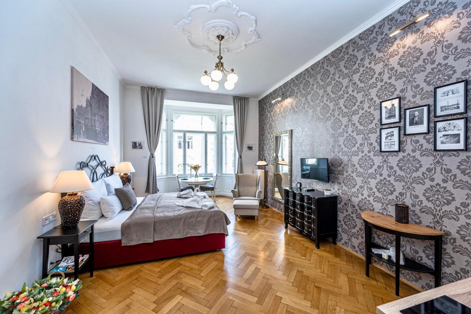 The Old Town Square & Parizska Apartments Prague Luaran gambar