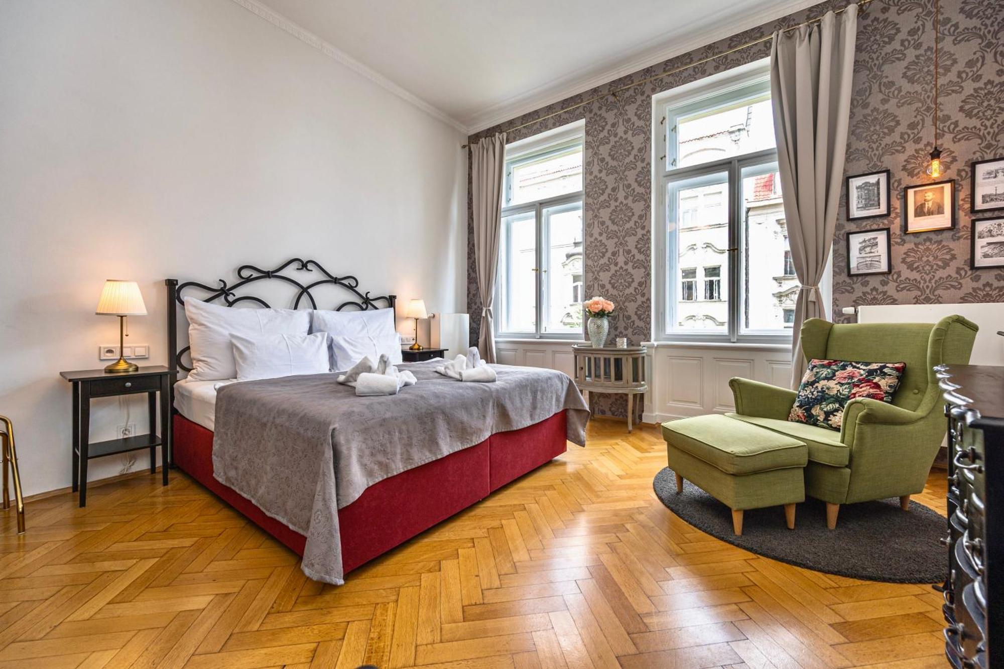 The Old Town Square & Parizska Apartments Prague Luaran gambar