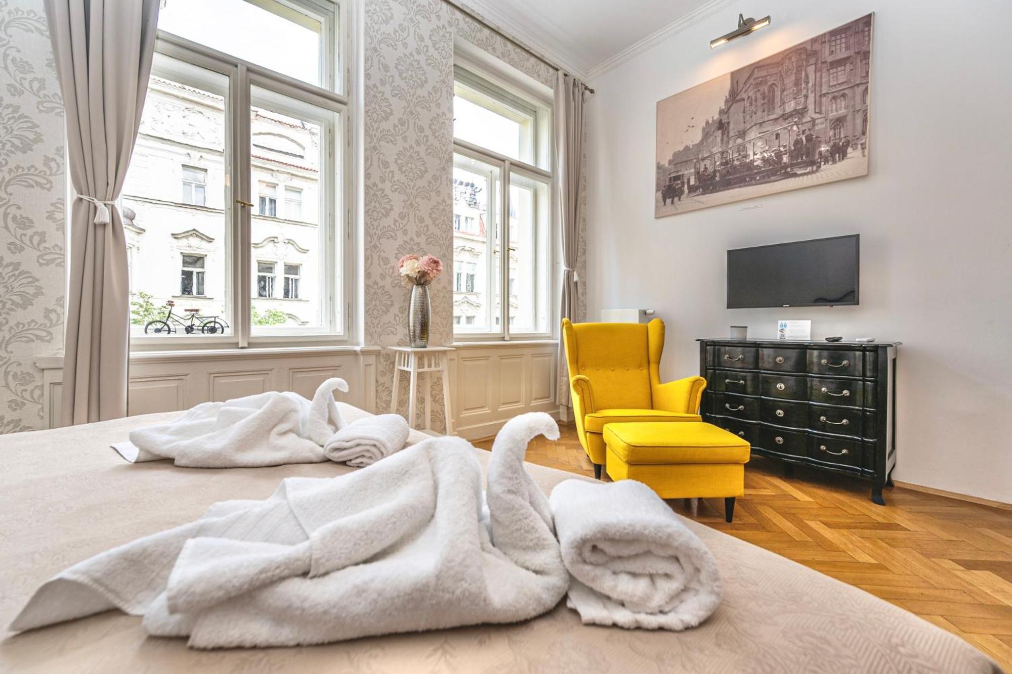 The Old Town Square & Parizska Apartments Prague Luaran gambar